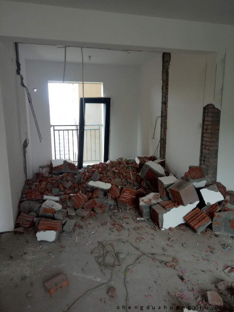 紫御熙庭打拆进行中 紫御熙庭打拆进行中